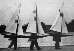 Départ de régate - 10 rater yachts-models