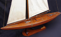 Yacht-modèle "Maquette navigante de course" - 10 Rater - Pont